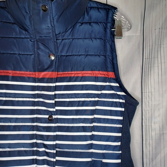 Tommy Hilfiger striped puffer vest - Picture 3 of 12